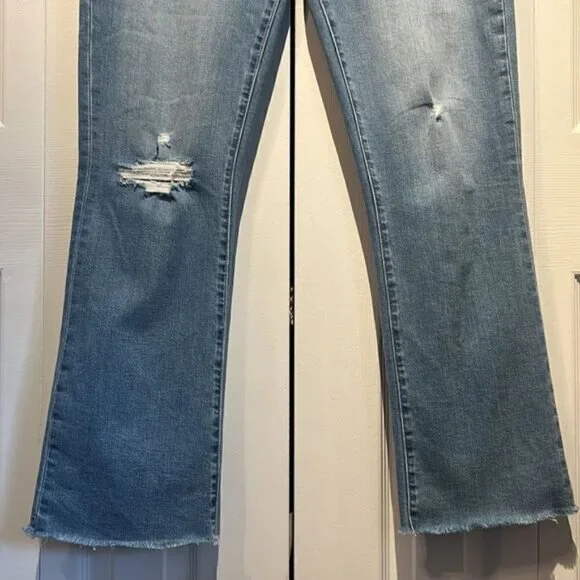 Gap Light Wash High Rise Kick Fit Jeans Size 30 10T - Picture 6 of 16